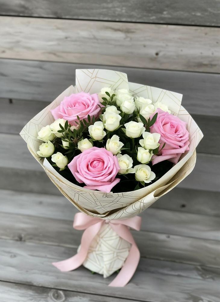 Букет цветов из: Розы в Аркуле