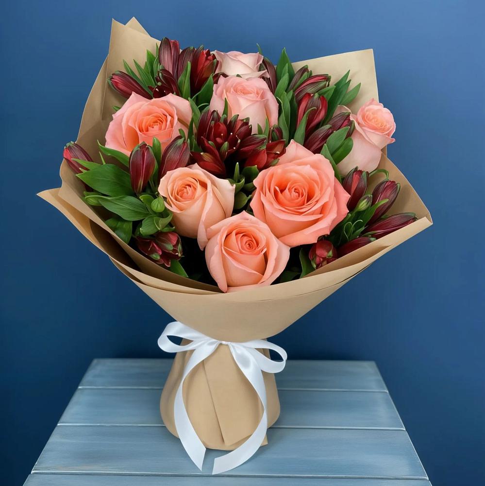 Букет цветов из: Розы и Альстромерии в Аркуле