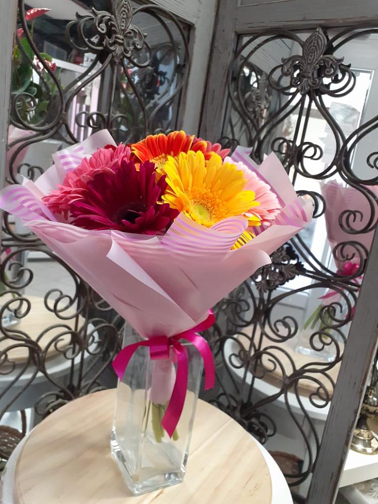 Букет цветов из: Герберы в Аркуле