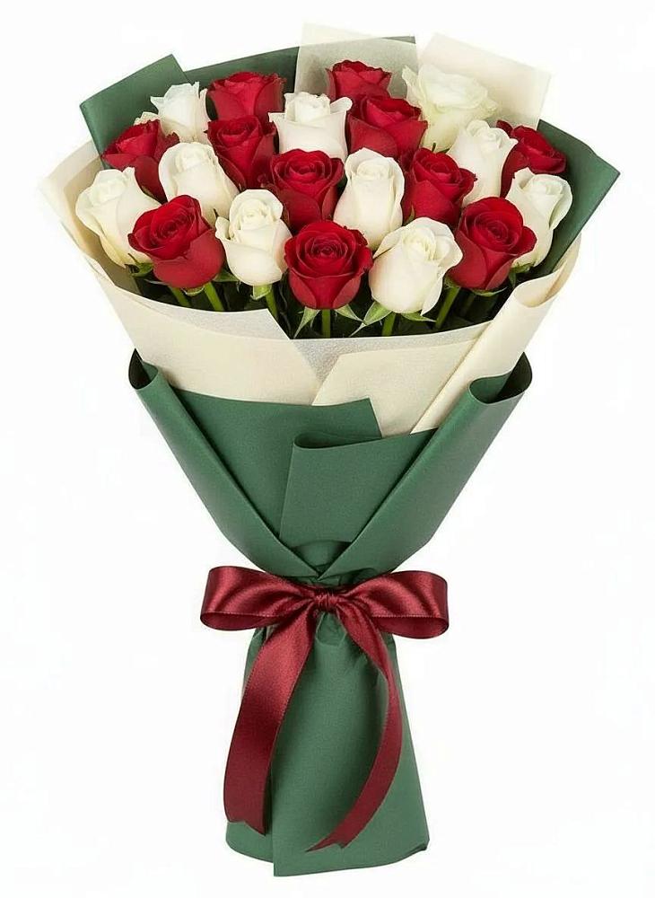 Букет Микс из красных и белых роз в Аркуле