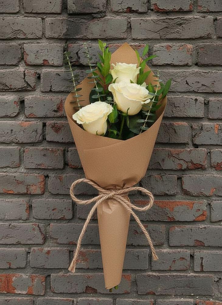Букет из 3 роз в Аркуле Букет цветов из: Розы в Аркуле