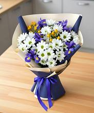 Букет цветов из:  Розы, Ирисы и Хризантемы #REPLACE_PRED# Аркуле