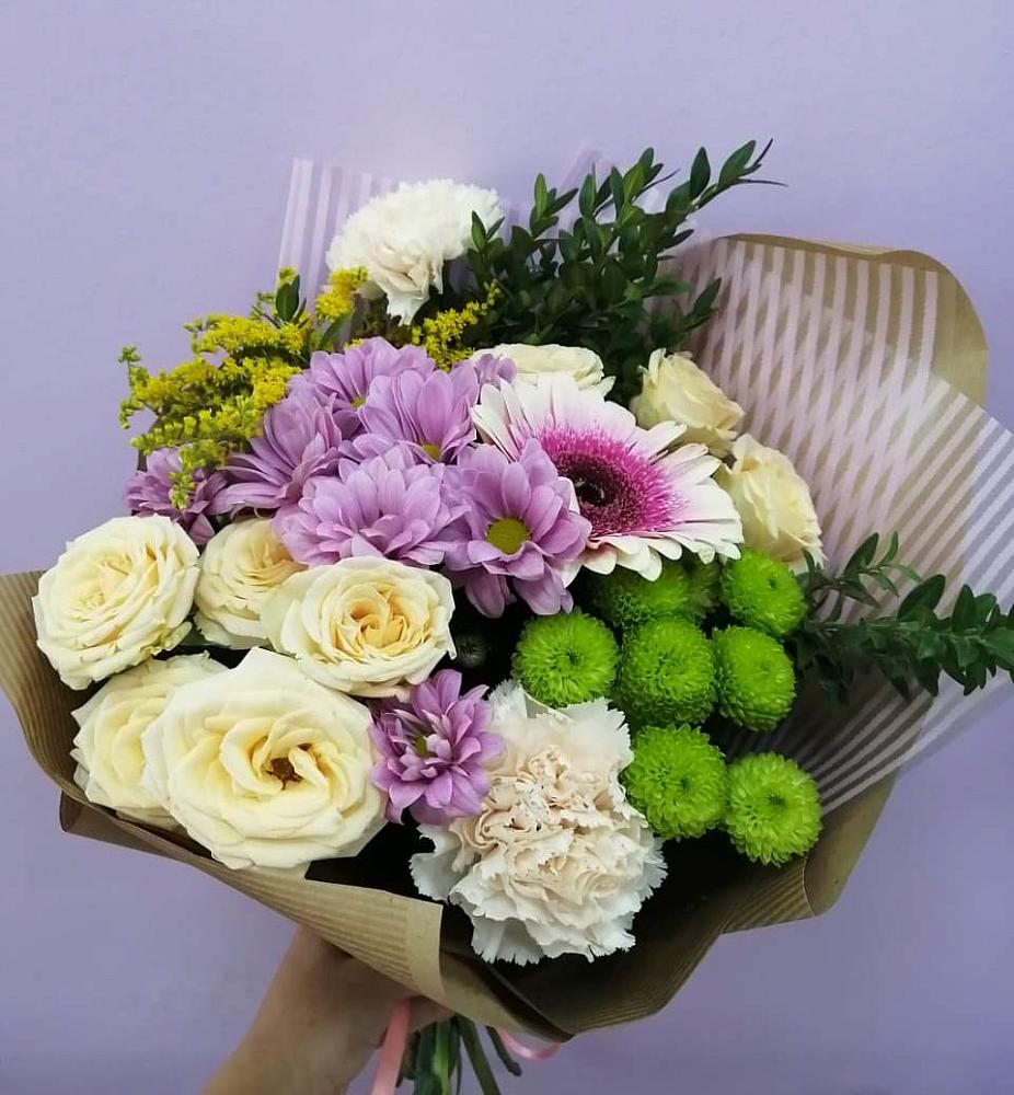 Букет цветов из: Хризантемы, Розы, Гвоздики и Герберы в Аркуле